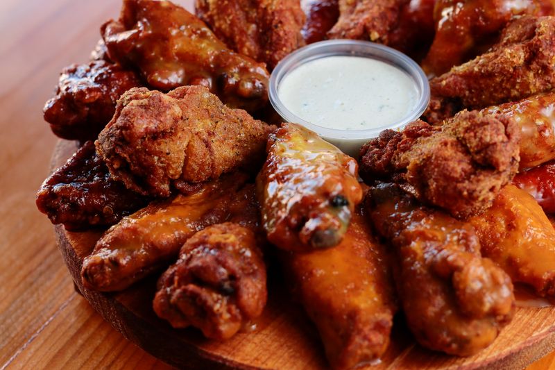 Wing Snob Ghost Pepper Extra Hot Wings
